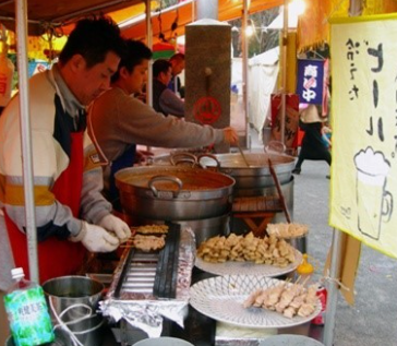 일본 길거리 음식: 일본을 제대로 맛보는 방법